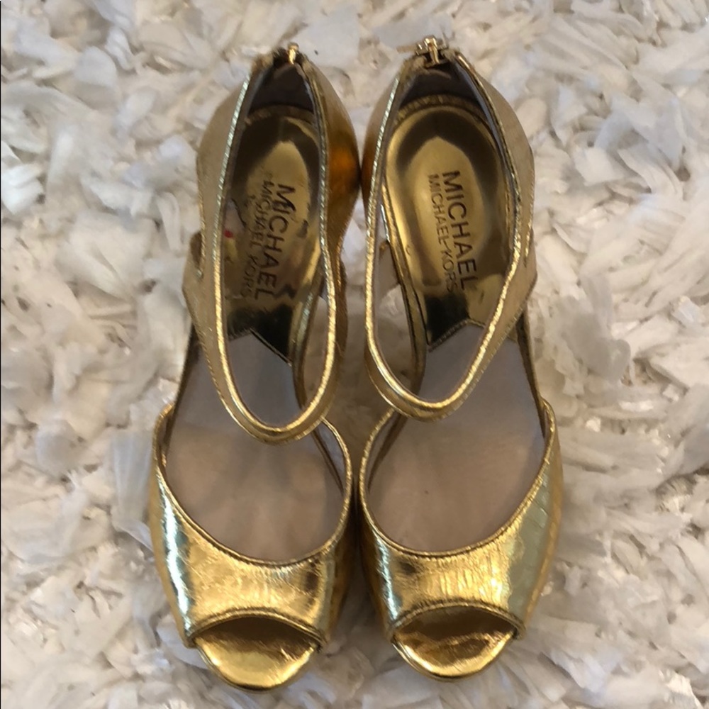 Micheal Kors wedges